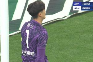 颜骏凌失误！罗慕洛远射破门，蓉城开场9分钟1-0领先海港