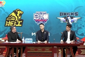 杨鸣：最强的已经在决赛舞台上 稍微差点意思的都来解说席了😂