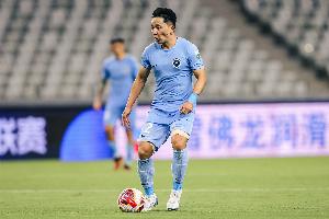 张卫：再次回到青岛踢比赛很激动 西海岸整体有很大的提高