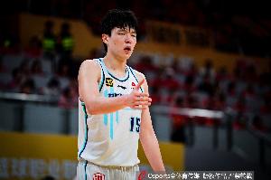 加油！联合试训对抗赛分组 杨瀚森是组内唯一的一名中锋