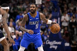 JR：欧文是我搭档过最具天赋的进攻球员 双手在任何级别都能进攻