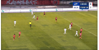 津门虎2-0领先亚泰！基莱斯破门边裁举旗越位，VAR确认后进球有效