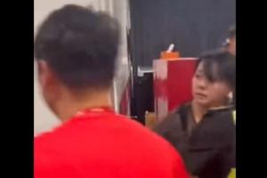 女记者被广厦球迷踹了一脚！记者：茹姐无大碍 万幸那一脚没踢实