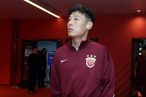 陈华：海港目前甚至没合适点球手&任意球手 球队控制力断崖式下滑