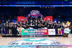 周赫：广厦配得上总冠军&有核心有关键配角 恭喜他们登顶CBA