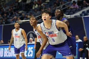 美国训练师：身为同龄最好的人容易失去动力 但杨瀚森会敦促自己