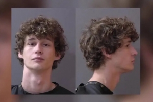 😨战斗到场外了！步行者球迷捅伤尼克斯球迷被警方逮捕