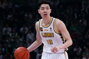 朱俊龙：G6的关键三分是我高光时刻排名第1的球 感谢孙铭徽的传球