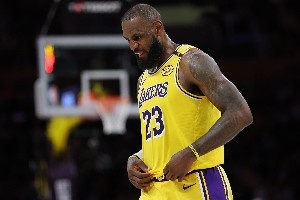 不如交易市场热闹？ESPN评Top25自由球员：詹哈欧前3 特纳独一档