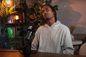 比斯利：底层出身球员以为存钱最保险 不懂通货膨胀才是财富杀手