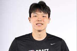 ESPN2025年选秀Top100：杨瀚森一路狂飙连超38人跃居至第35位！