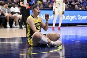 李月汝：从核心变蓝领需要慢慢调整心态 希望更多国内球员来WNBA