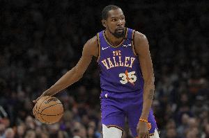 👀Lowe：就杜兰特下家流言等级来说 森林狼最高然后就是火箭