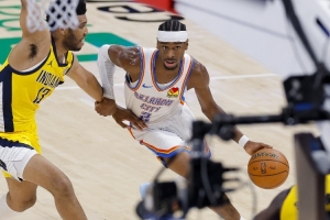 🤔苏群：从不觉得裁判能左右比赛 NBA面对这俩队根本没必要干涉