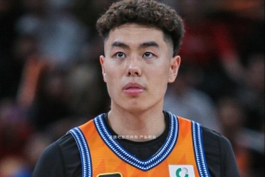💪努力变得更强！李添荣晒出自己在美国进行特训的视频