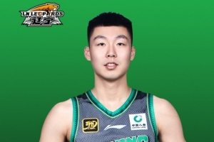今天满25岁🎂🎂 祝俞泽辰生日快乐！！！