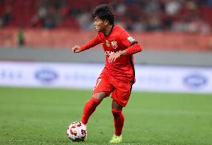 本场表现如何？蒯纪闻本场数据：4射2正，传球成功率80%，评分7.2