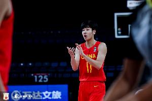 媒体人：青年队比赛成绩没那么重要 重要的是球员&教练能吸取教训