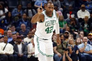 美记：若瓦兰最终离开NBA 掘金将成为勇士追逐霍福德的一大威胁