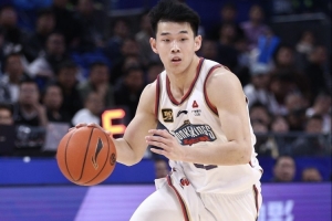 麦穗丰：NBA发展联盟的竞争非常残酷 很考验林葳的心理素质
