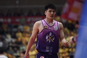 探长：北控已向陈国豪开出B类合同&获得匹配权 广州将全力追逐他