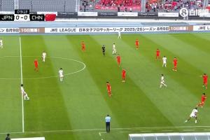 10分钟即丢球！记者：四后卫和五后卫的切换，对国足来说有点复杂