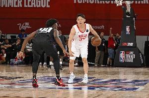 打出自身特点！河村勇辉8中4&7罚6中砍15分10助3断！正负值+14
