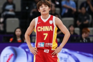 媒体人：杨力维奥运会那会真有伤病 打不好没办法 现在状态回来了