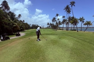 全新爱好😁詹姆斯更新IG 晒出打高尔夫组图⛳️🏌🏾