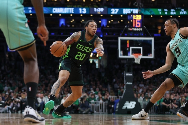 三个名额满了~NBA官网：火箭双向合同签下以赛亚-克劳福德+戴维森