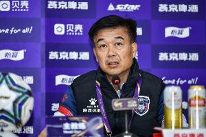 媒体人：广州豹没有立刻选新帅意思，冯峰代理执教时间或半赛季