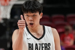 媒体人：霍勒迪利拉德表达欣赏 为杨瀚森在波特兰闯荡打下好基础