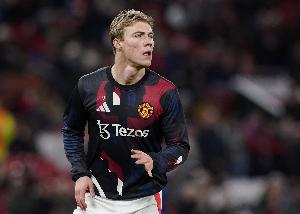 状态回升？电讯报：霍伊伦表态要留队，曼联留下他会是明智之举