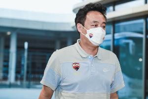 记者：前深足总经理丁勇因受贿和职务侵占被判12年，合并执行11年