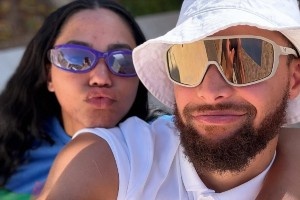 结婚14周年！库里深情表白妻子：现在的你比以往任何时候都美🌹